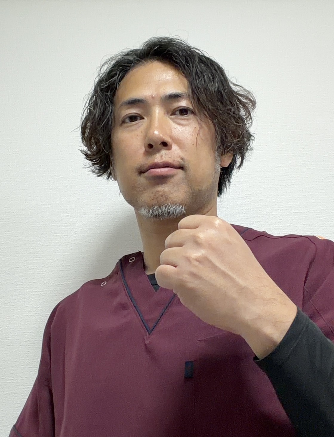 岡野裕次